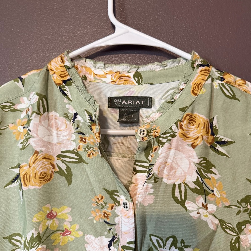 Floral Green Women's Top - Picture 7 of 13